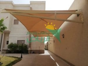 مظلات بولي إيثيلين معلقة