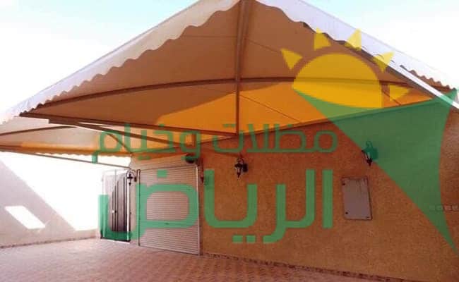 مظلات معلقة